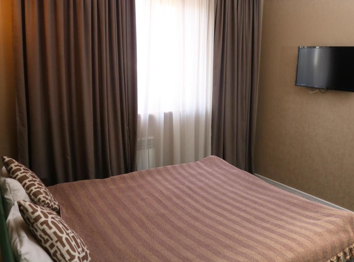 Golden Palace Hotel อัลมาตี ภายนอก รูปภาพ